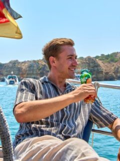 *ad | Sun, sea & endless summer vibes โโต What makes it even better? Having @fuzeteaeurope inthe new 400-ml size โ super practical for traveling and adventures on the go. ๐โจ And with itsrefined peach flavor, itโs the refreshment that fits perfectly into every summer moment. ๐๐Whether Iโm out on the water, chasing the wind, or simply slowing down โ every sip feels like the tasteof summer. ๐ด๐๐ Grab yours now and see for yourself!#FuzeTea #MadeOfFusion