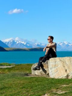 Ad | My favorite highlights from our trip to New Zealand with @purenewzealand 🇳🇿What I loved most about this journey is how incredibly diverse New Zealand is. Within just a few days we went from crystal-blue lakes to rugged mountains, from peaceful picnics to pure adrenaline and from native wildlife encounters to stargazing under the clearest skies. ✨One thing that made the trip even better was how easy it is to get around by campervan: super flexible, accessible, and the perfect way to explore the country at your own pace. 🚐💫If you’re looking for a destination full of variety, adventure and unforgettable moments, New Zealand should be at the top of your list. 🌄💙#NZMustDo #NZBucketList #FEEL100inNZ