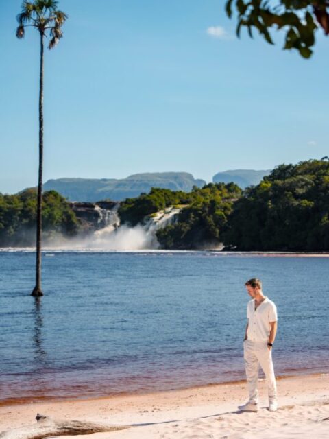 One of the most inspirational places I've seen so far on my travels 😯!📍 Canaima National Park, Venezuela#travel #travelinfluencer
