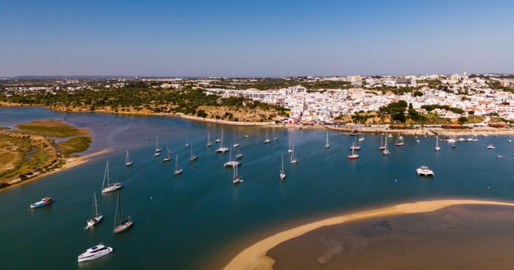 Portugal Algarve — Die schönsten Strände & Klippen