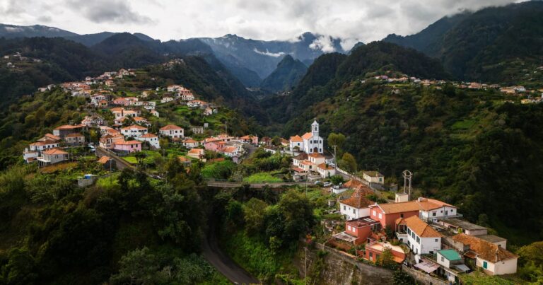 Kanaren Winter: Welche Insel & Wetter im Dezember?