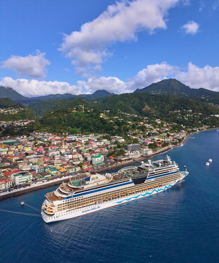 Caribbean Cruise Guide · Image 3